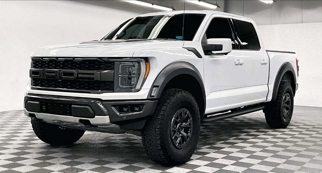 1FTFW1RG2NFC26804--01